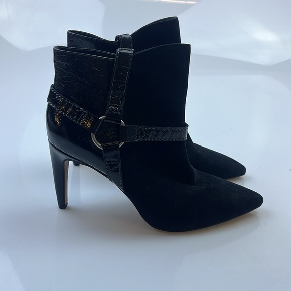 1. State Harloe Suede Booties - Size 6 - N189-5 - Picture 4 of 6